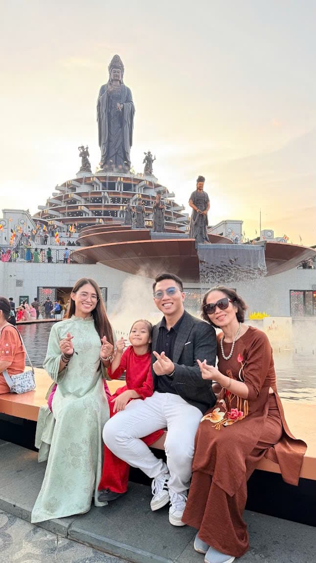 Gia đình là động lực sâu nhất của Văn Nguyễn Felix
