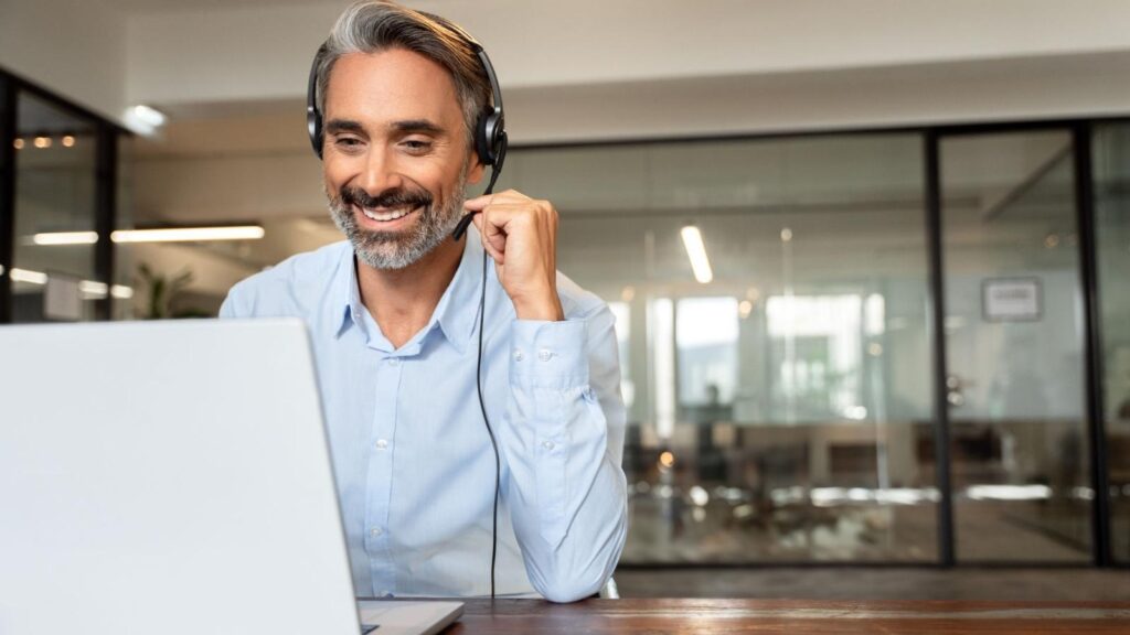 KHÁCH HÀNG KHÔNG NGHIÊM TÚC